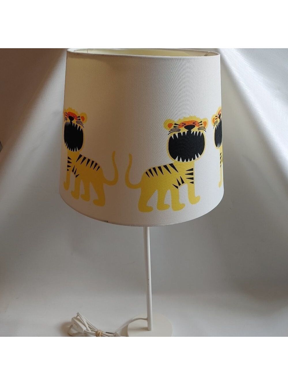 IKEA TROLLAKULLA Lamp Shade White w/ Yellow Tigers, Childrens Kids Room New 13x9